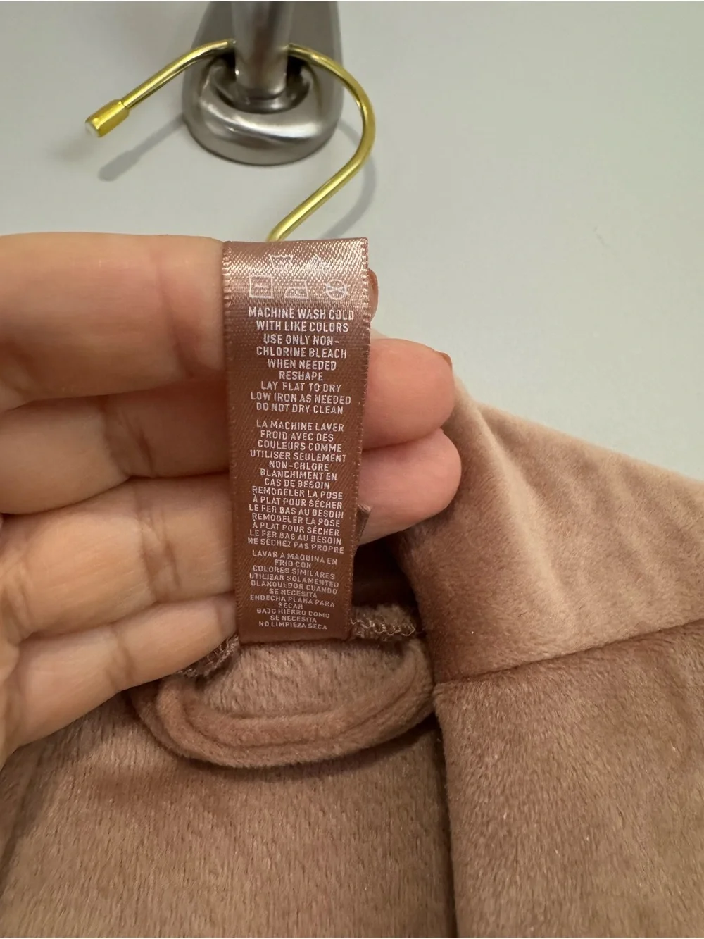 Skims Velour Robe - Picture 4 of 5